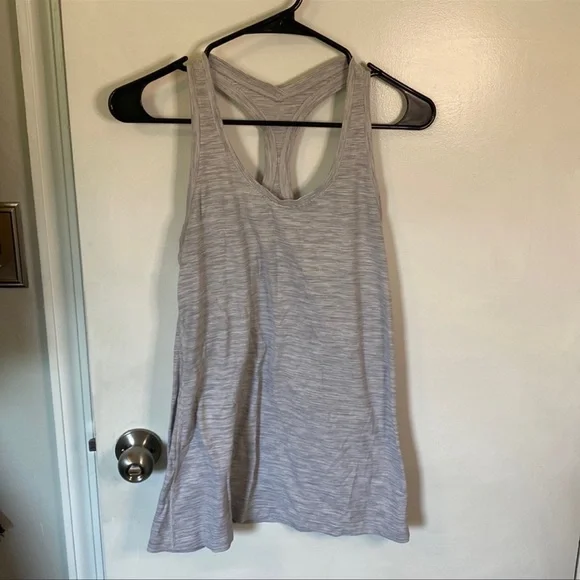 Lululemon tank - Picture 2 of 3